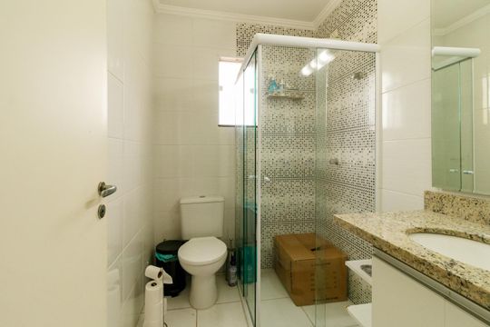 Banheiro Social 2 de casa de condomínio à venda com 3 quartos, 144m² em Vila Nova Mazzei, São Paulo