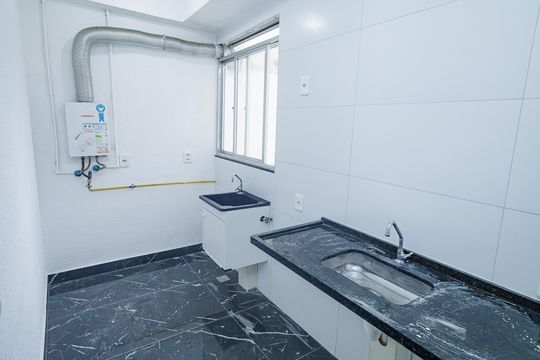Cozinha de apartamento para alugar com 2 quartos, 42m² em Campo Grande, Rio de Janeiro