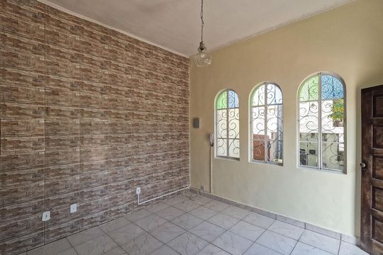 Sala de casa para alugar com 1 quarto, 244m² em Vila Palmeiras, São Paulo