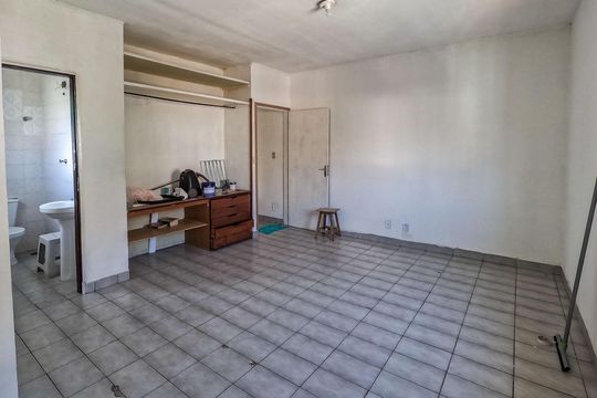 Suíte de casa para alugar com 1 quarto, 244m² em Vila Palmeiras, São Paulo