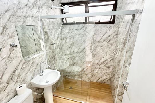 Banheiro de apartamento à venda com 2 quartos, 72m² em Casa Verde, São Paulo