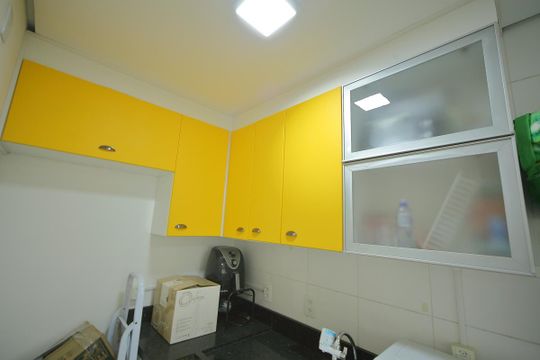 Cozinha  de apartamento à venda com 2 quartos, 46m² em Nova Petrópolis, São Bernardo do Campo