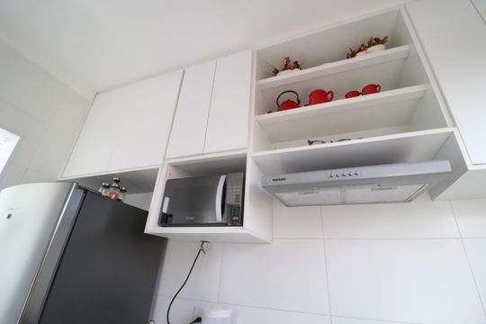 Cozinha de apartamento para alugar com 2 quartos, 65m² em Tibery, Uberlândia