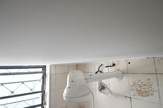 Casa Fundos 2 - Banheiro de casa à venda com 9 quartos, 367m² em Vila Industrial, Campinas