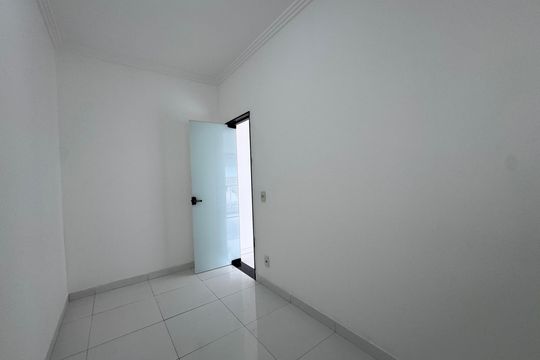 Suíte 1 - Closet de casa de condomínio à venda com 4 quartos, 350m² em Vargem Pequena, Rio de Janeiro