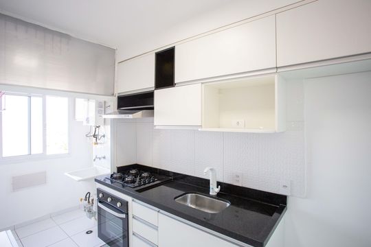 Cozinha de apartamento à venda com 2 quartos, 40m² em Campanário, Diadema