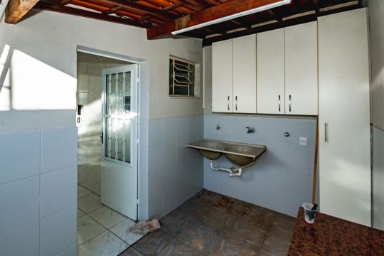 Área de serviço de casa para alugar com 3 quartos, 125m² em Jardim Atlântico, Belo Horizonte