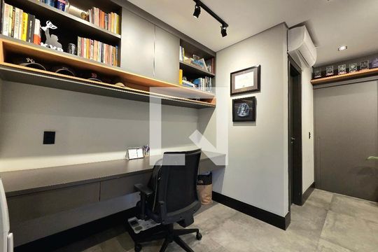 Apartamento à venda com 1 quarto, 65m² em Indianópolis, São Paulo