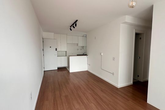 Sala de apartamento à venda com 3 quartos, 71m² em Santo Amaro, São Paulo