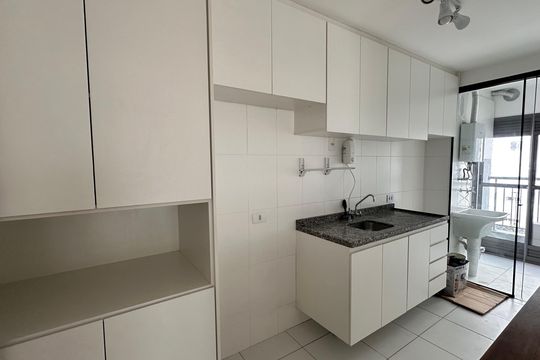 Cozinha de apartamento à venda com 3 quartos, 71m² em Santo Amaro, São Paulo