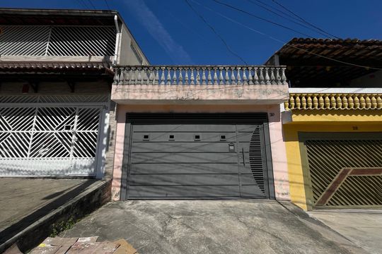 Fachada de casa para alugar com 3 quartos, 120m² em Vila Bauab, São Paulo
