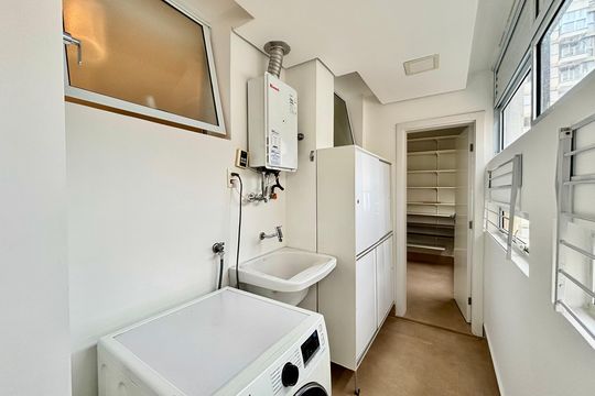 Lavanderia de apartamento para alugar com 2 quartos, 139m² em Jardim Paulista, São Paulo