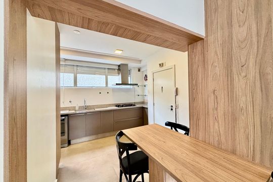 Cozinha de apartamento para alugar com 2 quartos, 139m² em Jardim Paulista, São Paulo
