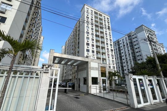 Fachada de apartamento para alugar com 2 quartos, 50m² em Jacarepaguá, Rio de Janeiro