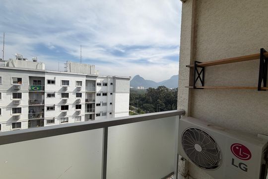 Varanda da Sala de apartamento para alugar com 2 quartos, 50m² em Jacarepaguá, Rio de Janeiro