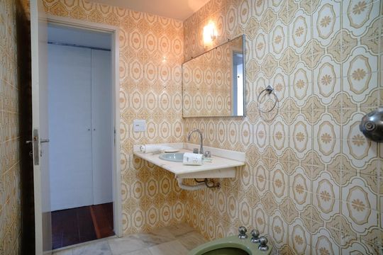 Banheiro Social de apartamento para alugar com 3 quartos, 190m² em Ingá, Niterói