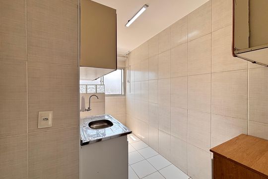 Cozinha de apartamento para alugar com 1 quarto, 40m² em Indianópolis, São Paulo