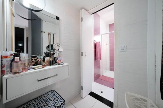 Banheiro da Suíte 1 de casa à venda com 4 quartos, 180m² em Parque Boturussu, São Paulo