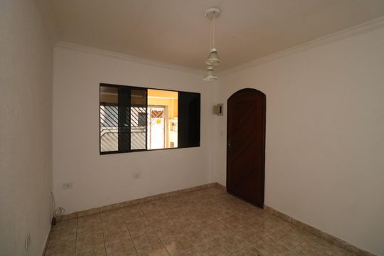 Sala de casa à venda com 3 quartos, 110m² em Jardim Itápolis, São Paulo