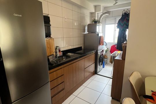 Cozinha de apartamento à venda com 2 quartos, 42m² em Jardim São Savério, São Paulo