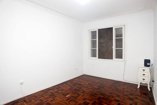 Sala de apartamento para alugar com 1 quarto, 50m² em Petrópolis, Porto Alegre