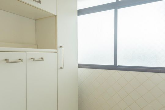 Área de Serviço de apartamento para alugar com 2 quartos, 52m² em Jardim Itapeva, São Paulo