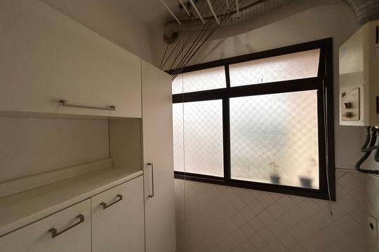 Área de Serviço de apartamento para alugar com 2 quartos, 52m² em Jardim Itapeva, São Paulo