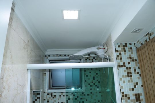 Banheiro de apartamento para alugar com 2 quartos, 47m² em Jardim Ísis, Cotia