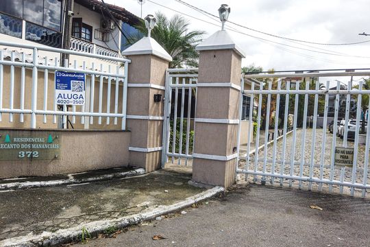 Fachada de casa para alugar com 2 quartos, 123m² em Taquara, Rio de Janeiro
