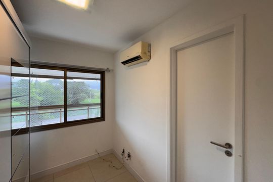 Suíte 3 (Canadense) de apartamento para alugar com 4 quartos, 169m² em Recreio dos Bandeirantes, Rio de Janeiro