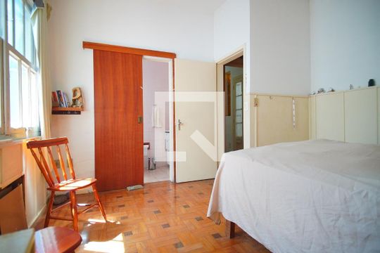 Casa à venda com 3 quartos, 254m² em Partenon, Porto Alegre