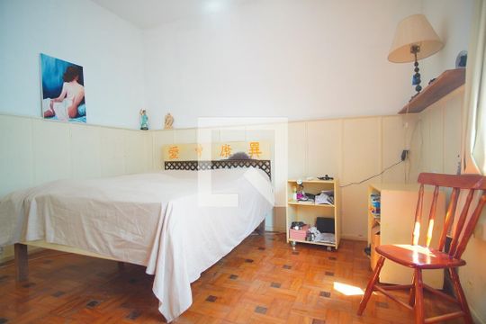 Casa à venda com 3 quartos, 254m² em Partenon, Porto Alegre