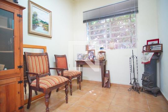 Casa à venda com 3 quartos, 254m² em Partenon, Porto Alegre