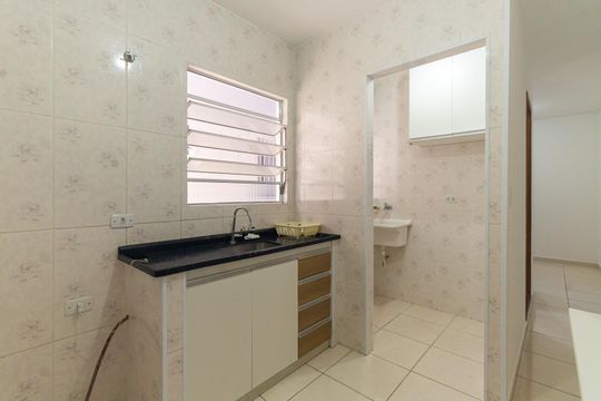 Cozinha de casa de condomínio para alugar com 1 quarto, 28m² em Vila Matilde, São Paulo