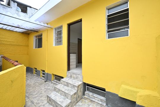 Casa 2 de casa para alugar com 4 quartos, 50m² em Jardim Maria Virginia, São Paulo