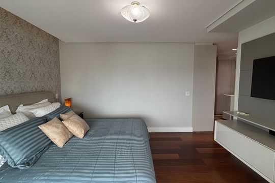 Suíte 1 de apartamento à venda com 3 quartos, 236m² em Vila Gilda, Santo André