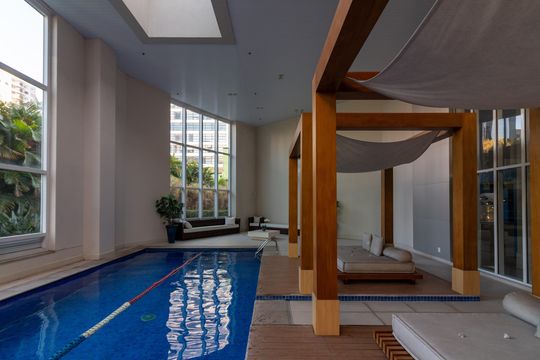 Área comum - Piscina de kitnet/studio para alugar com 1 quarto, 55m² em Vila Nova Conceição, São Paulo