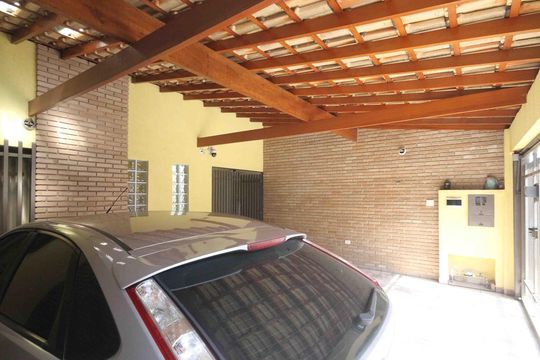 Garagem de casa à venda com 4 quartos, 270m² em Vila Cleonice, São Paulo