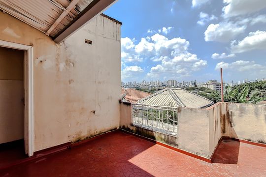 Área externa de casa para alugar com 2 quartos, 95m² em Vila Monumento, São Paulo