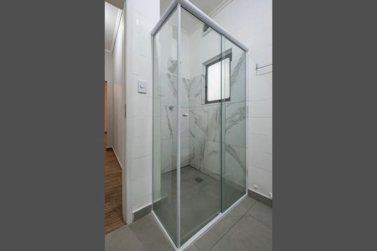 Banheiro de apartamento à venda com 2 quartos, 86m² em Pinheiros, São Paulo