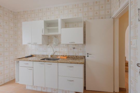 Cozinha de apartamento para alugar com 4 quartos, 150m² em Pinheiros, São Paulo