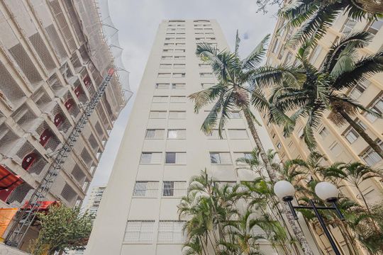 Fachada de apartamento para alugar com 4 quartos, 150m² em Pinheiros, São Paulo