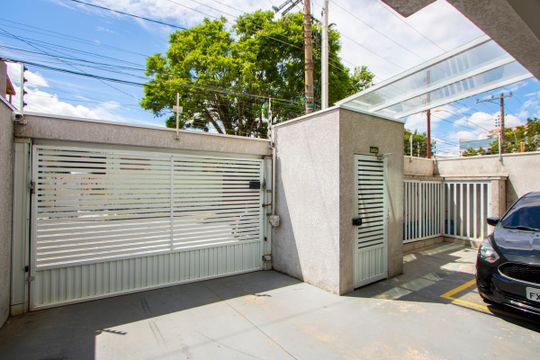 Garagem de apartamento à venda com 2 quartos, 94m² em Jardim Cristiane, Santo André