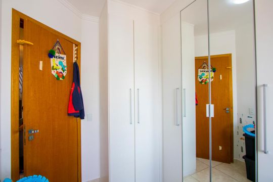 Quarto 2 de apartamento à venda com 2 quartos, 94m² em Jardim Cristiane, Santo André