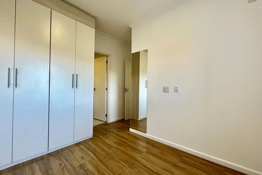 Suite de apartamento para alugar com 2 quartos, 63m² em Jardim Prudência, São Paulo