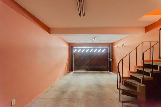 Garagem de casa para alugar com 3 quartos, 190m² em Vila Mariana, São Paulo