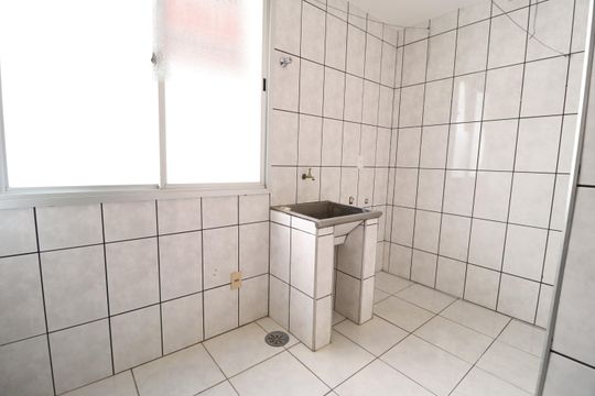 Área de Serviço de apartamento para alugar com 3 quartos, 95m² em Santa Mônica, Uberlândia