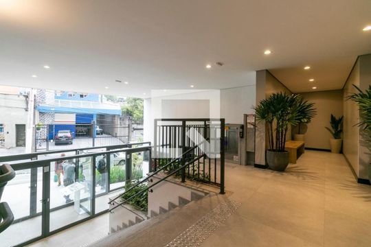 Hall social de apartamento para alugar com 1 quarto, 23m² em Vila Esperança, São Paulo