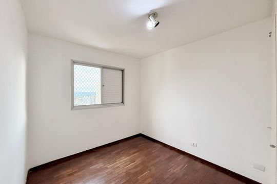 Quarto 2 de apartamento para alugar com 2 quartos, 60m² em Campo Belo, São Paulo