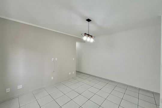 Sala de apartamento à venda com 1 quarto, 52m² em Jardim Proença, Campinas